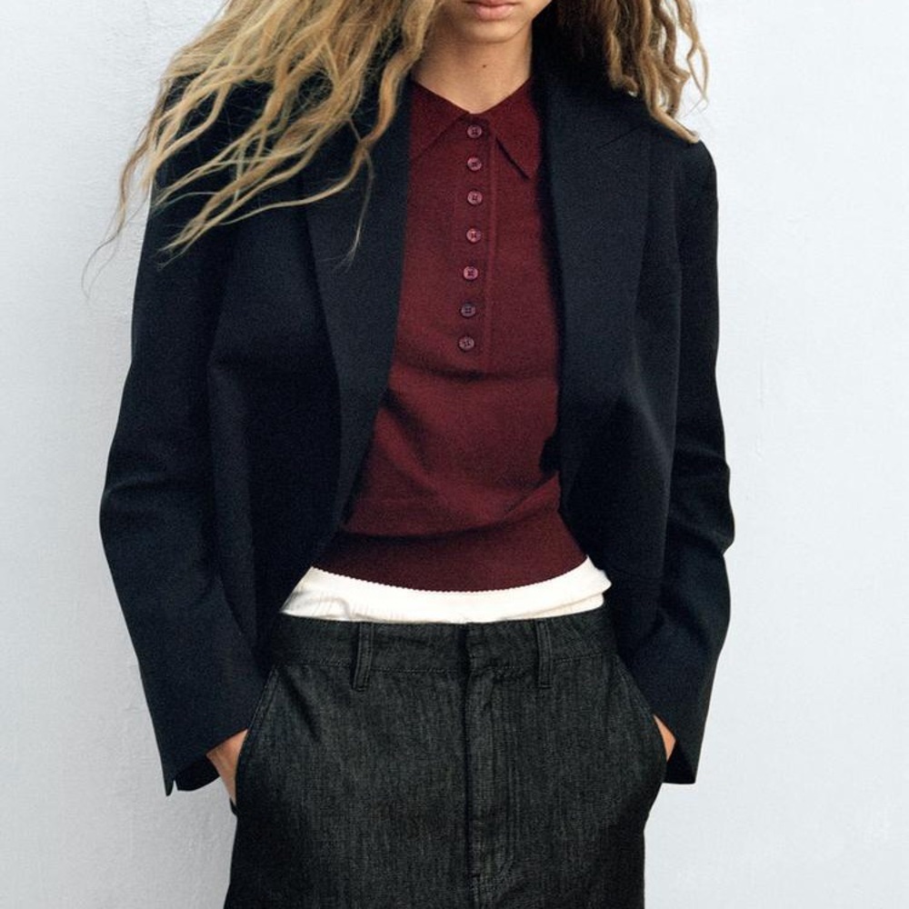 ZARA cropped blazer Lapel collar long sleeves shoulder pads welt pockets XS